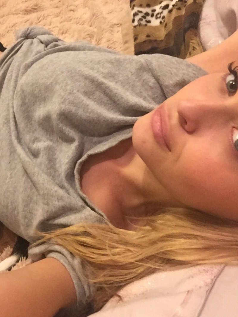 Путана Маша Блондинка c 2 размером груди у метро Выборгская Санкт-Петербург Фото - 3