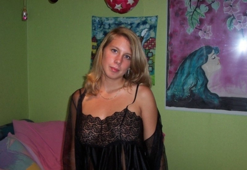 Шлюха индивидуалка Вера Русая c 3 размером груди у метро Парк Победы Питер Фото - 2