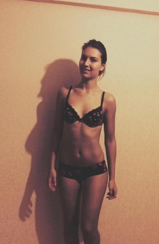 Проститутка индивидуалка Ира Шатенка c 1 размером груди у метро Парк Победы СПб Фото - 5