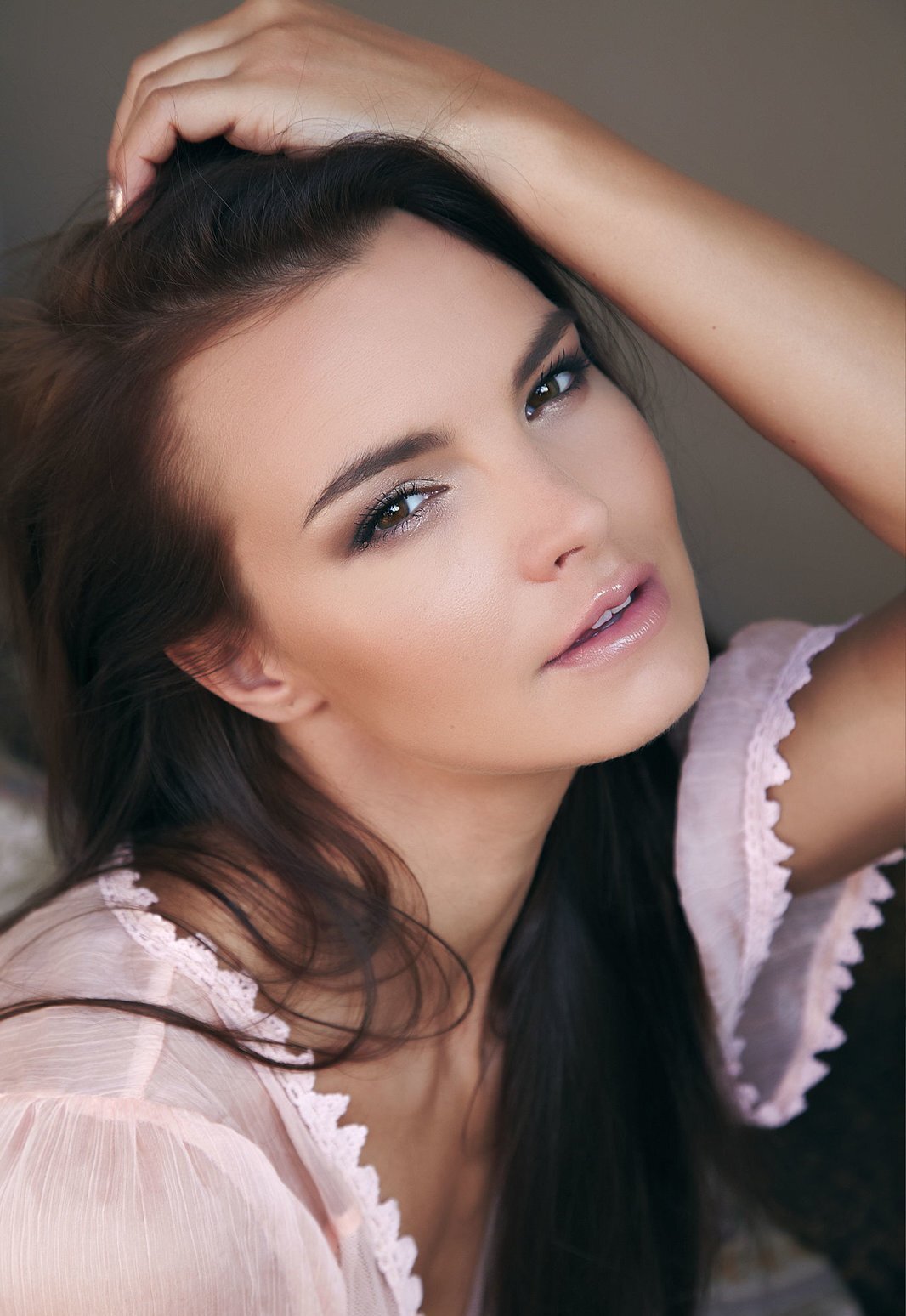 Проститутка Ирочка Брюнетка c 2 размером груди у метро Сенная Площадь СПб Фото - 2