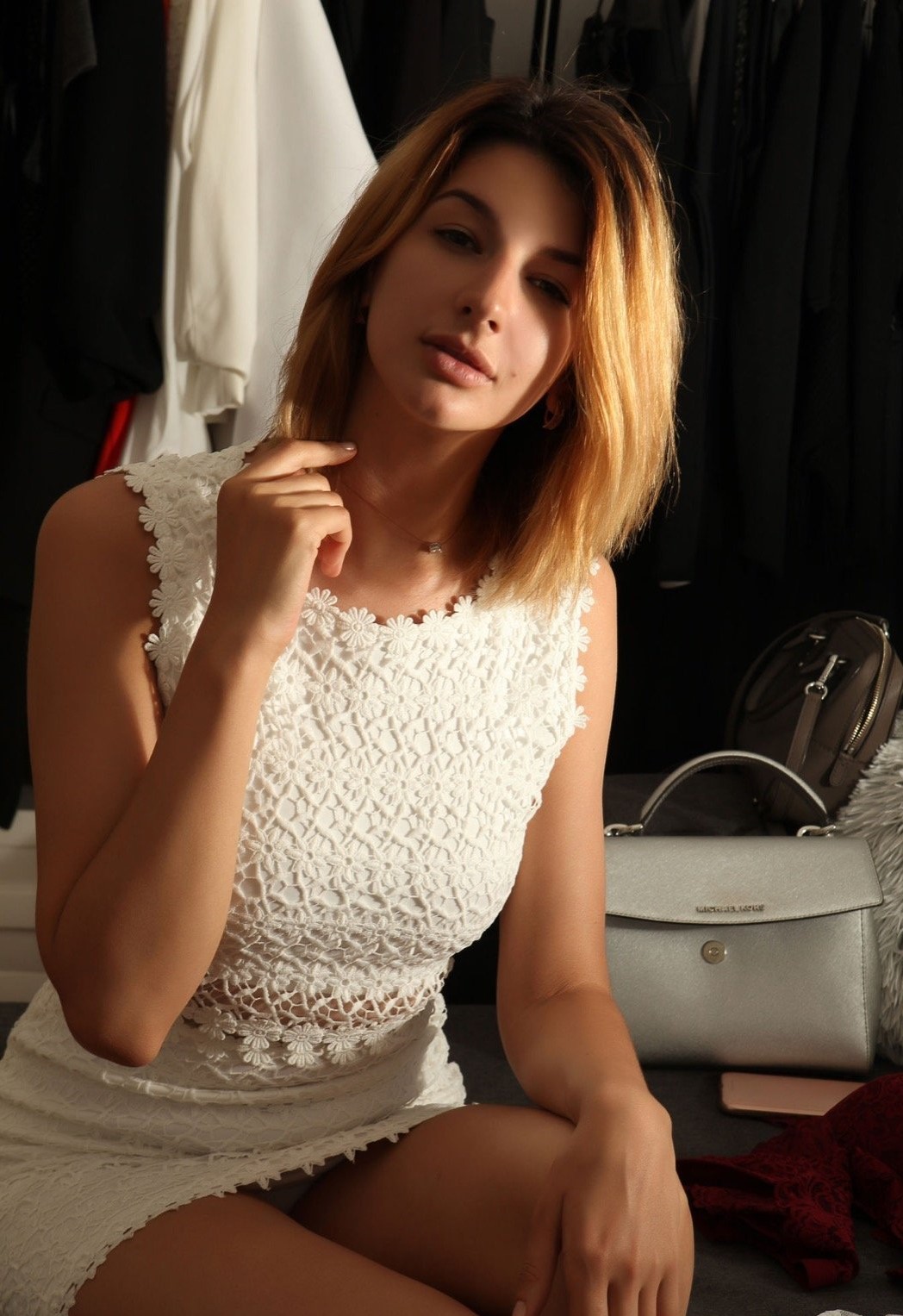 Шлюха Лена Шатенка c 3 размером груди у метро Проспект Большевиков Питер Фото - 3