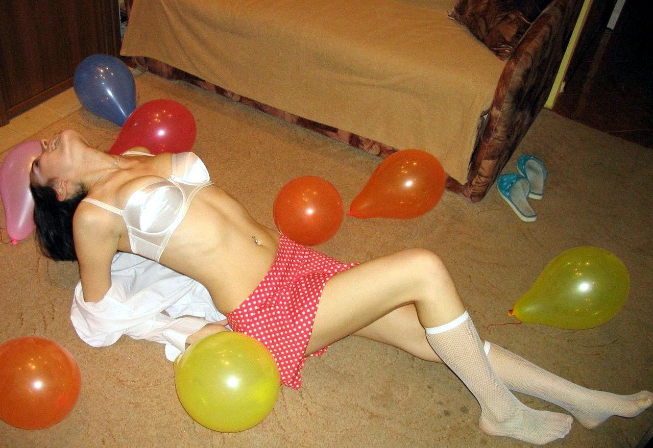 Шлюха Марина Шатенка c 2 размером груди у метро Кировский Завод Питер Фото - 2