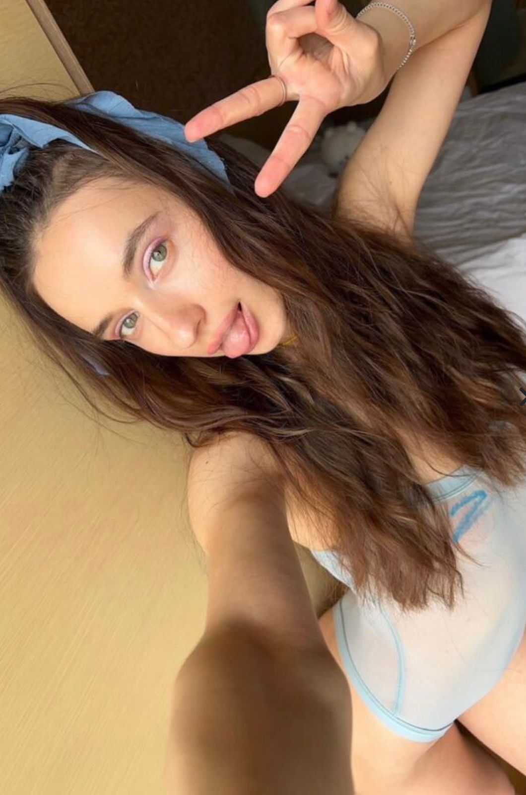 Шлюха Вега Русая c 2 размером груди у метро Василеостровская Питер Фото - 2