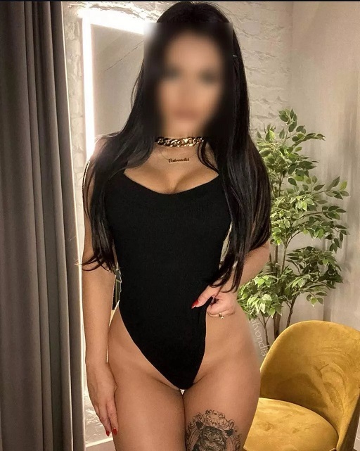 Проститутка Аленка Брюнетка c 3 размером груди у метро Московская СПб Фото - 5