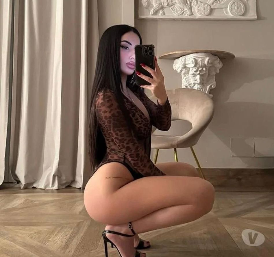 Шлюха Ли Брюнетка c 3 размером груди у метро Черная речка Питер Фото - 3